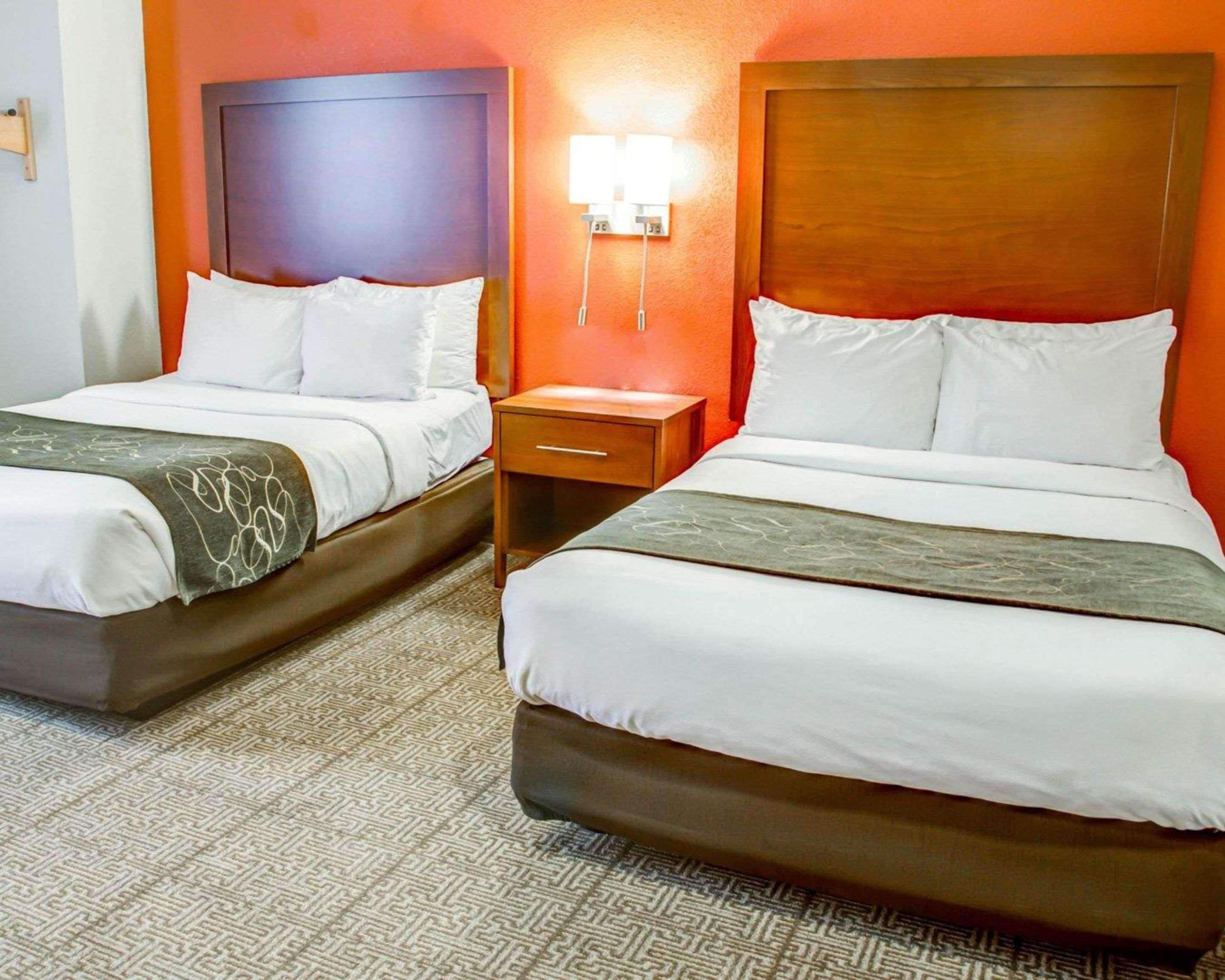 Comfort Suites Tyler South Exteriör bild