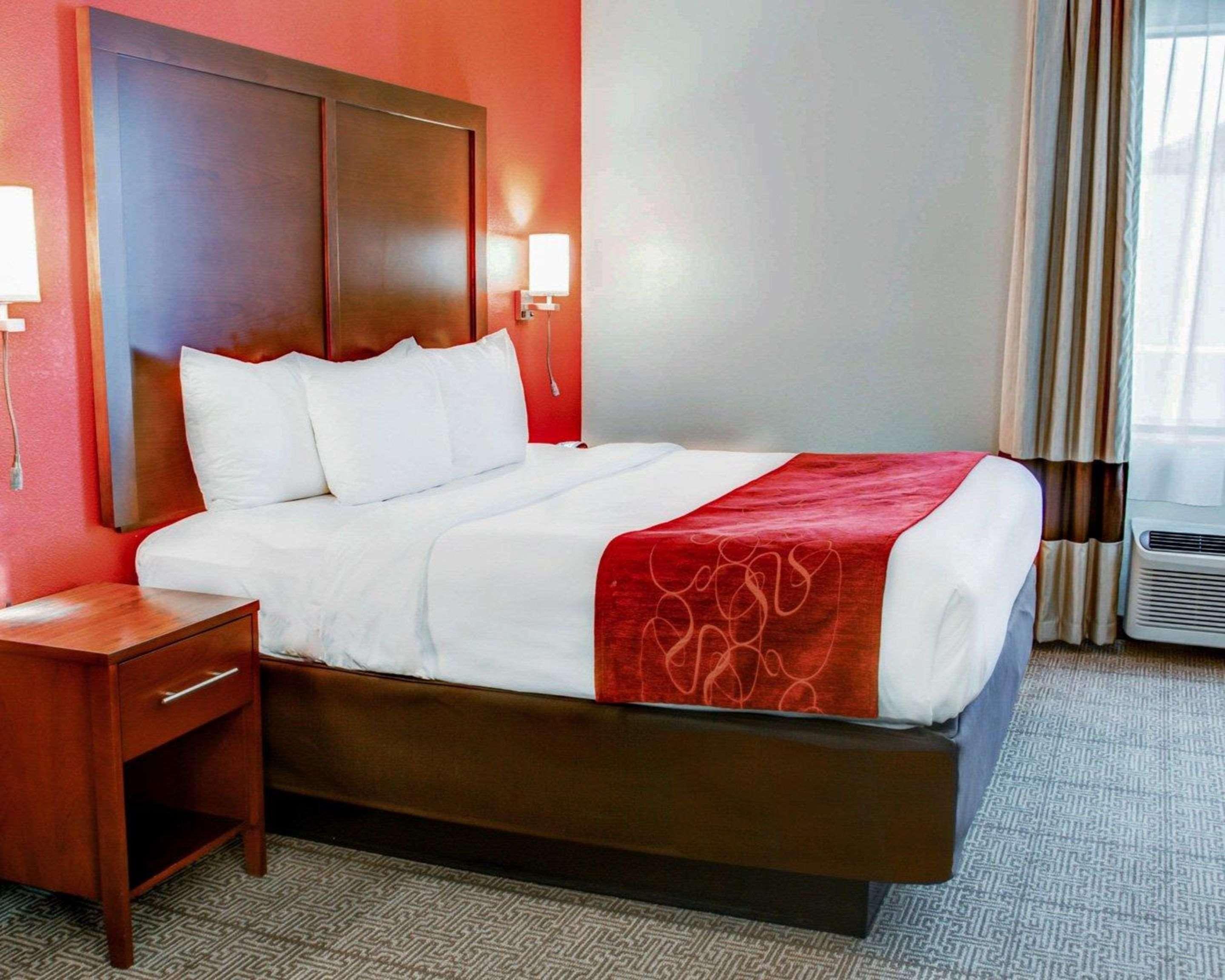 Comfort Suites Tyler South Exteriör bild