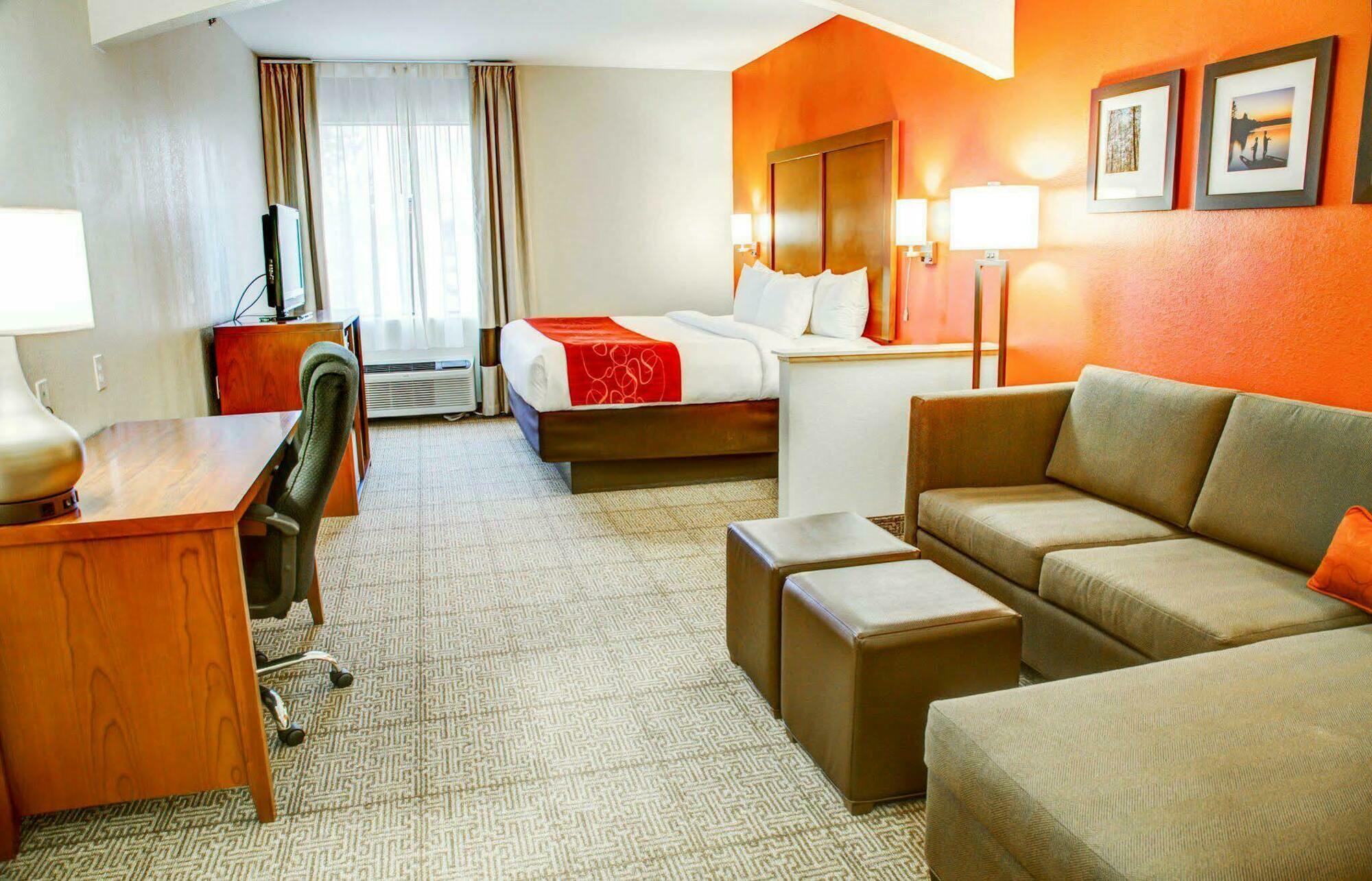 Comfort Suites Tyler South Exteriör bild