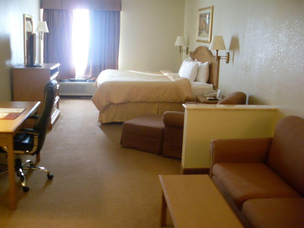 Comfort Suites Tyler South Exteriör bild